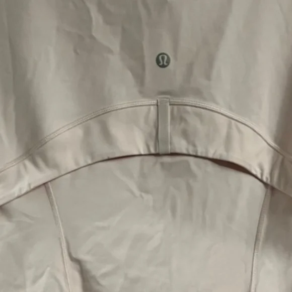 Lululemon Strawberry Milkshake Define Jacket Size 6. In good condition. See pics - Picture 4 of 8
